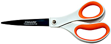 Univerzální titanové nůžky s nepřilnavou čepelí Fiskars - 21 cm, pro praváky